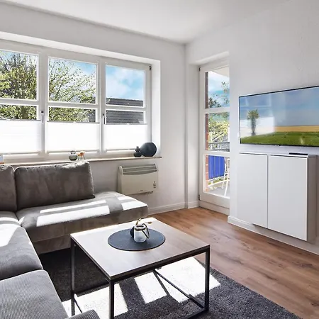 Apartment Baltic 16 *